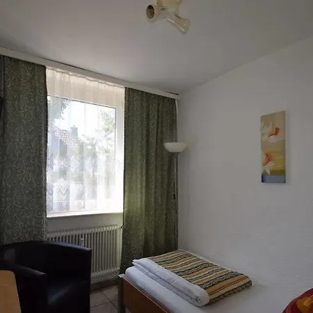 & Restaurant Main Taunus 2* Hochheim am Main